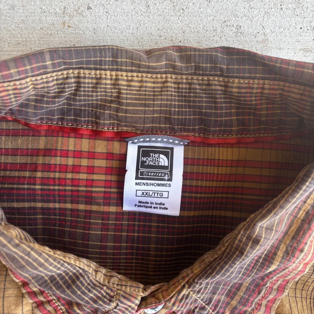 A5 The North Face Men's XXL Brown Plaid Long Sleeve Button-Up Shirt Pockets Fall